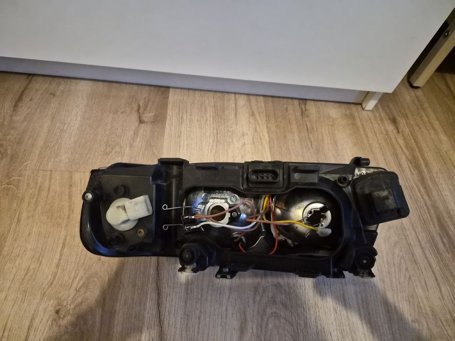 Farol direito audi a3