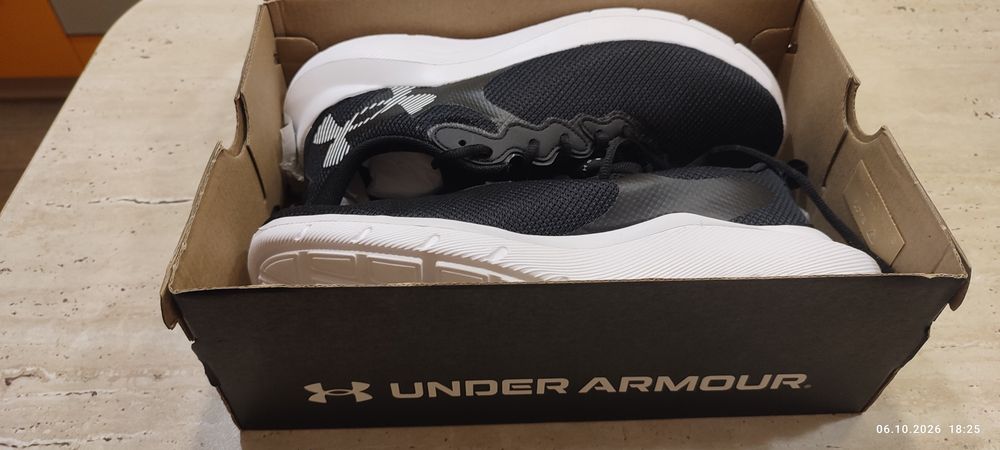 Кросівки Under Armour