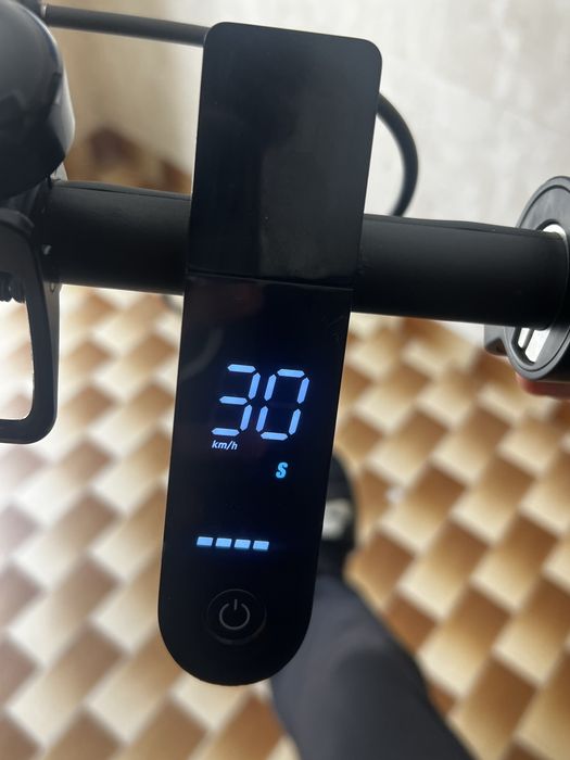 Trotinete Xiaomi Essential