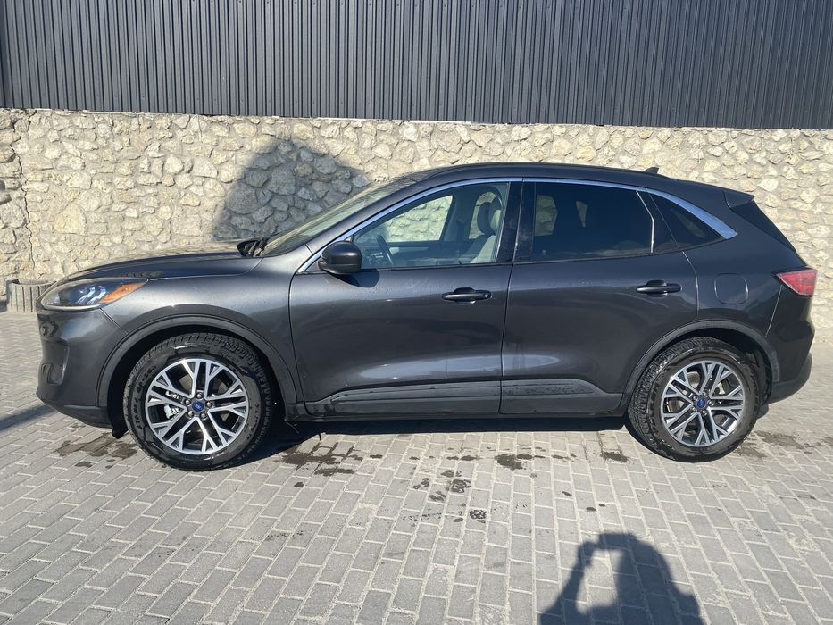 Ford Escape автомобіль