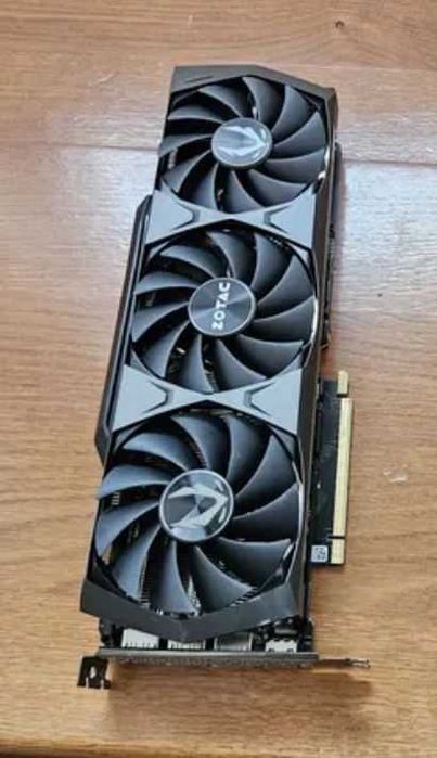 Zotac 24GB RTX3090 trinity  Lokalne AI