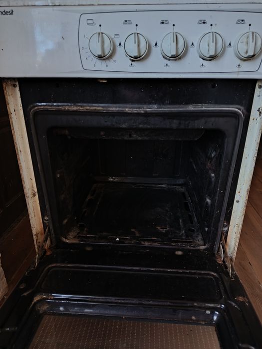 Газова плита Індезіт