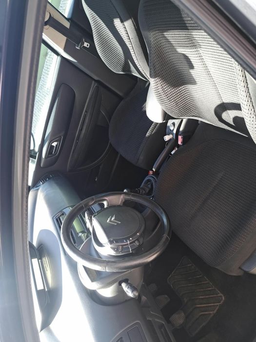 Citroen c4 1.6hdi vtr — photo 5
