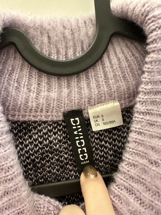H&M sweter sweterek z włosami fioletowo-czarny S