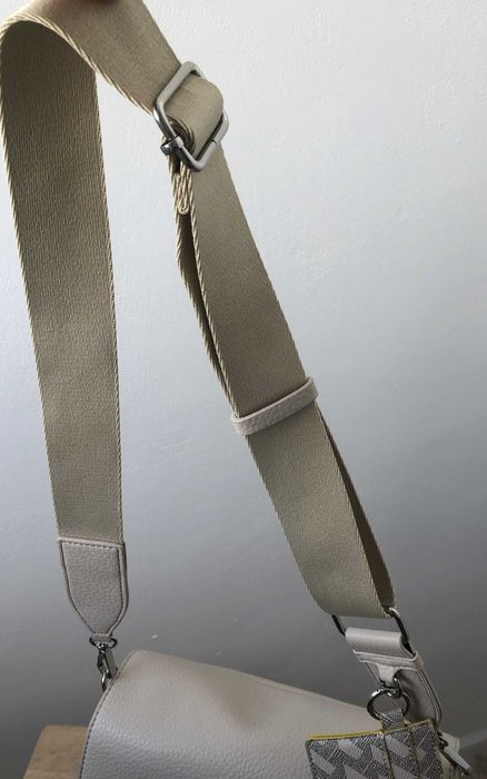 Mala Parfois off-white