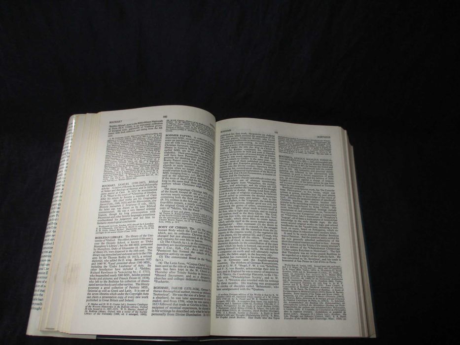 Livro Oxford Dictionary of the Christian Church