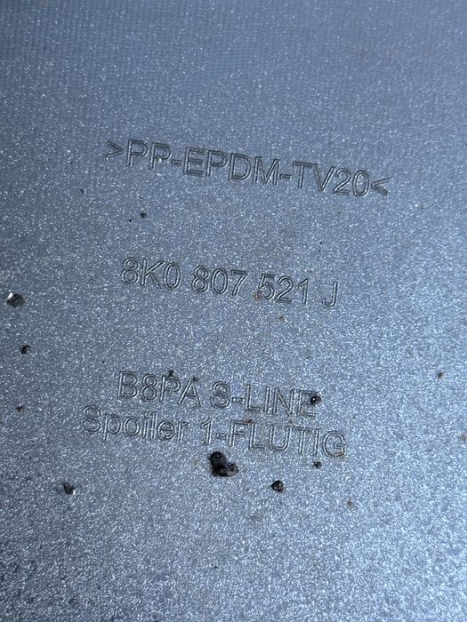 AUDI A4 B8 LIFT SLINE LY9C Avant Zderzak tył tylny Dyfuzor PDC Hak