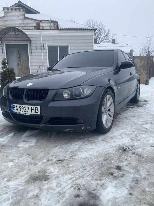 Бмв е91 в гарному стані