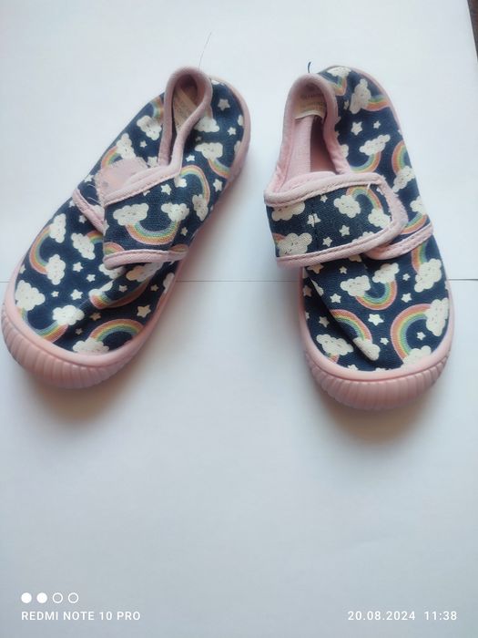 Взуття дитяче 25 розміру