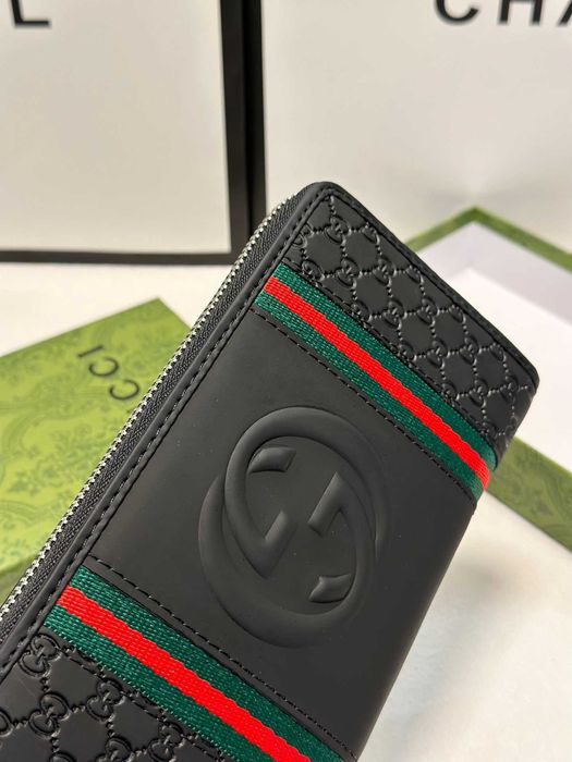 Carteira longa em pele mate Gucci