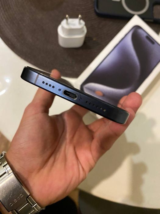 Apple Iphone 15 Pro Max Titan1Tb Newerlok sim+esim Офіційний Ідеальний