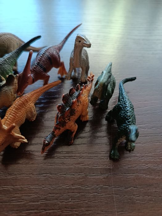 Zestaw małych dinozaurów