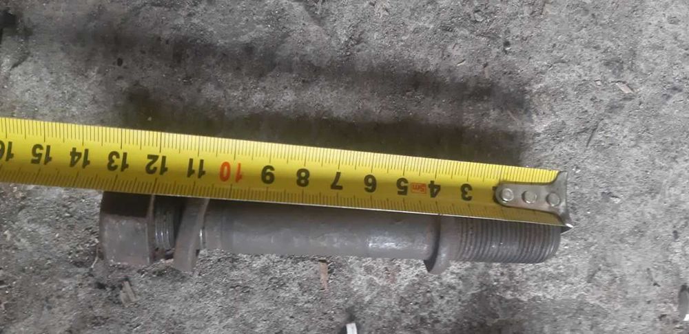 Шпилька ступицы колеса заднего КрАЗ правая L=130 мм 256Б1-3104050