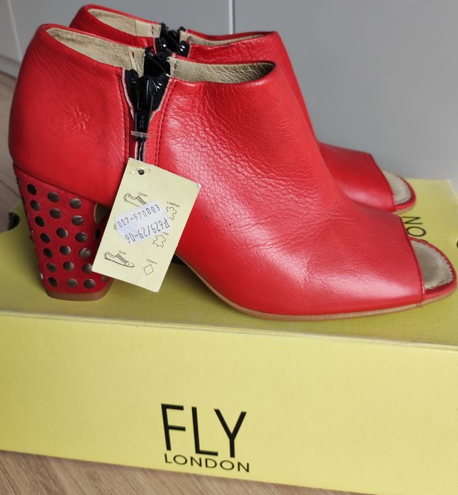 Fly London śliczne czółenka