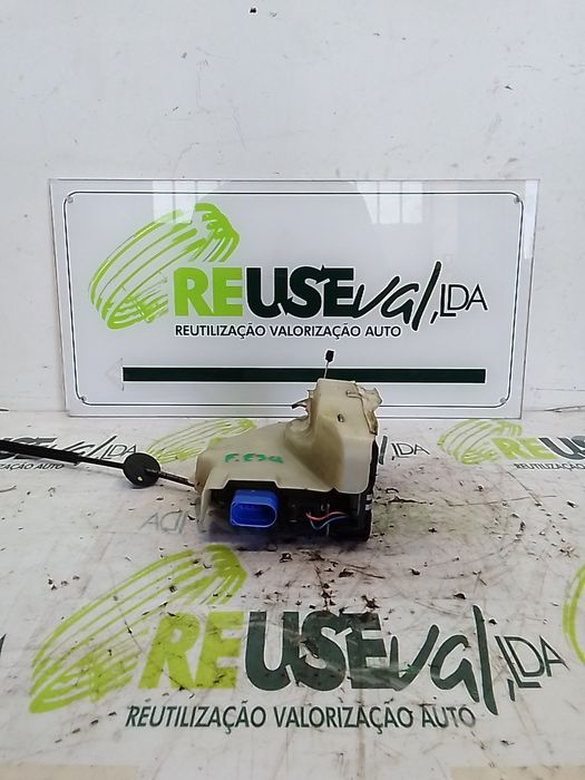 Fechadura / fecho porta frente esquerdo VOLKSWAGEN Golf V (1K1)