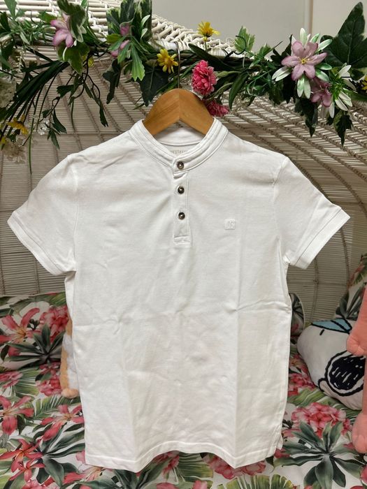 Polo branco simples para rapaz