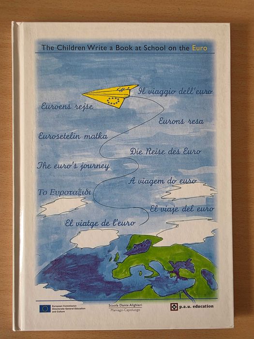 Livro " The Children Write a Book at School ont the Euro"