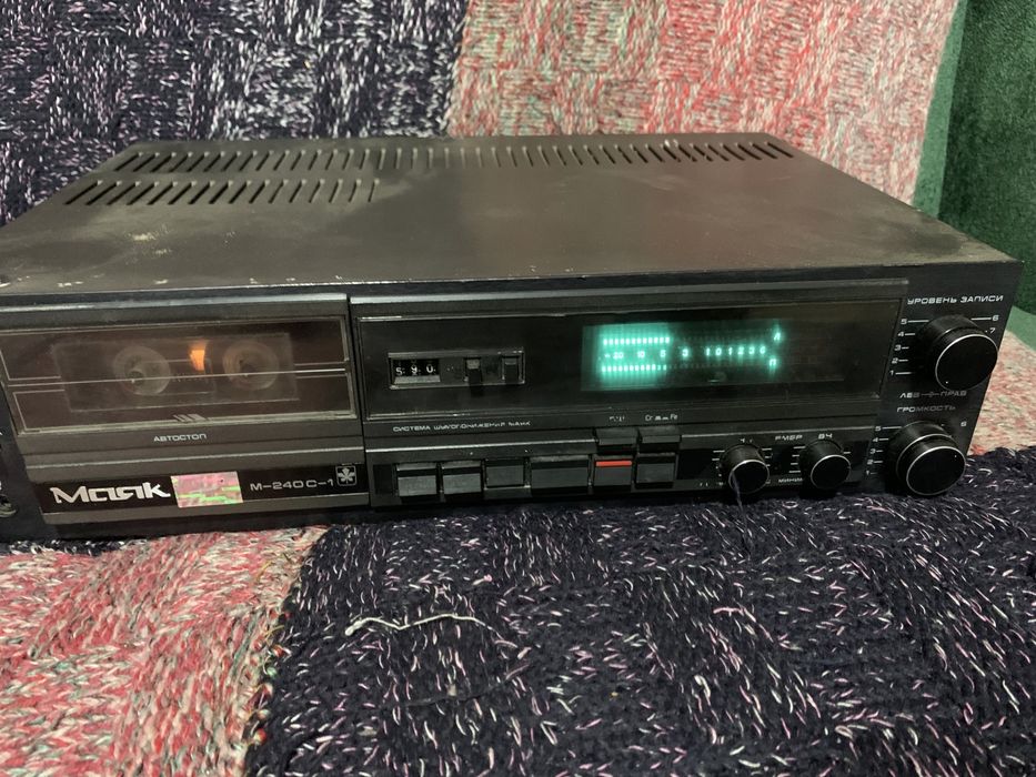 Маяк Вільма магнитофон