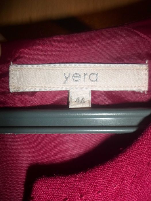 vestido manga curta com bolsos da marca YERA para mulher