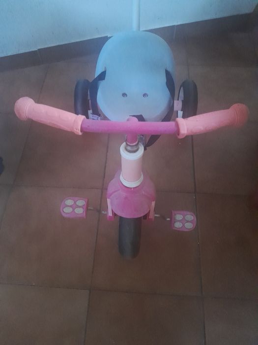 Triciclo menina  cor de rosa