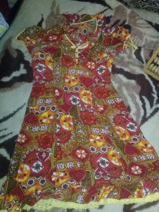 Женский деловой, шерстяной костюм. Серый. Стильный.