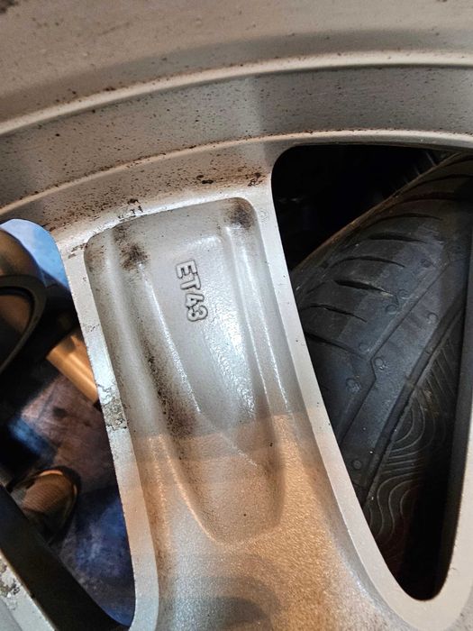 Alufelgi + Opony Volkswagen 235/55 R17 * KPL 4SZT*