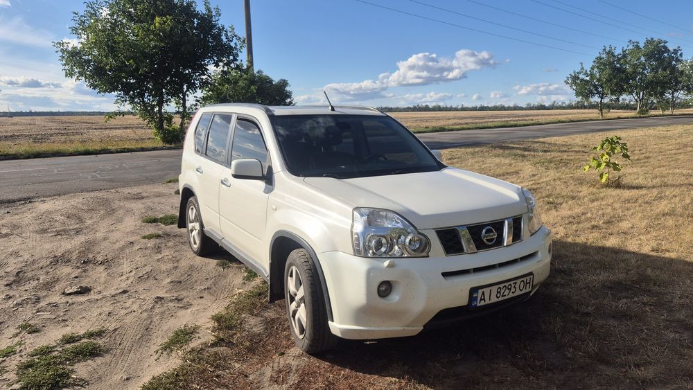 продам авто Нісан ікстрейл 2.0 дизель 2007 .12.     кузов 31ий