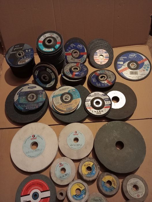 OKAZJA! Wielki Zestaw Tarcz i Ściernic (ok. 190 szt.) – Norton, Andre,