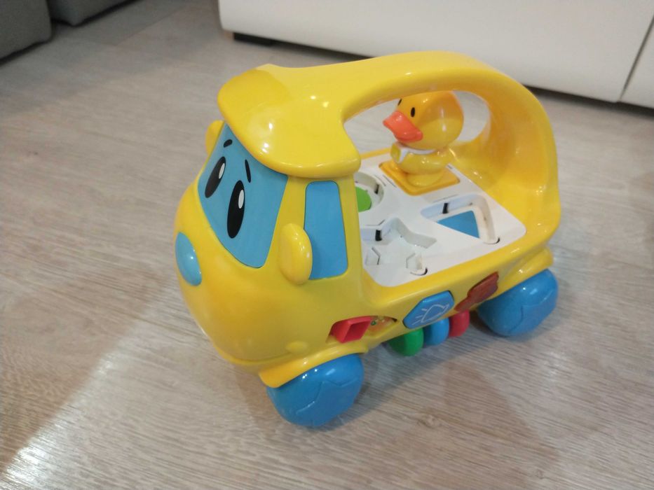Autobus / Van Smiki