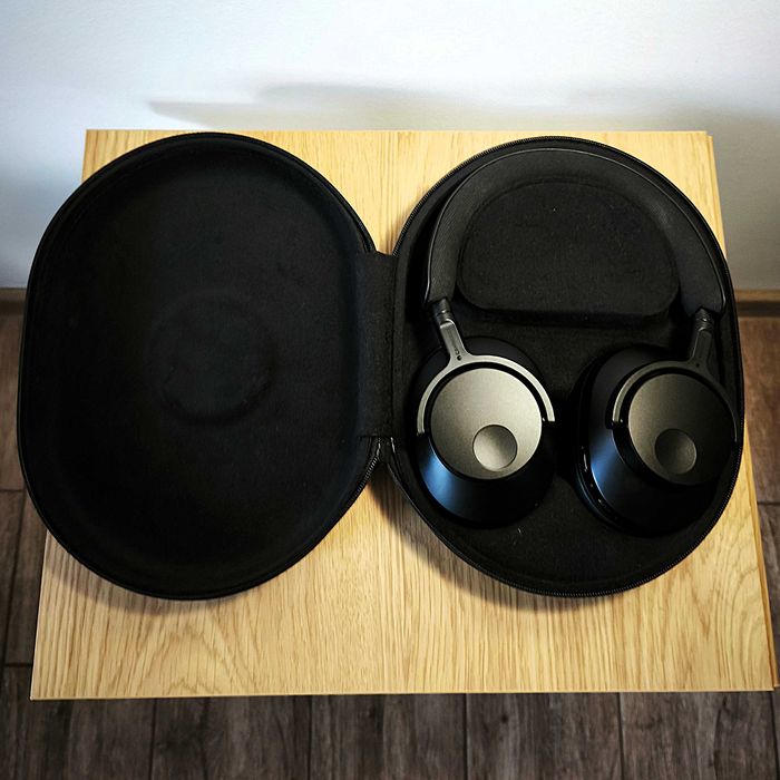 Cambridge Audio Melomania P100 – świetny dźwięk, bardzo długi czas pracy, komplet