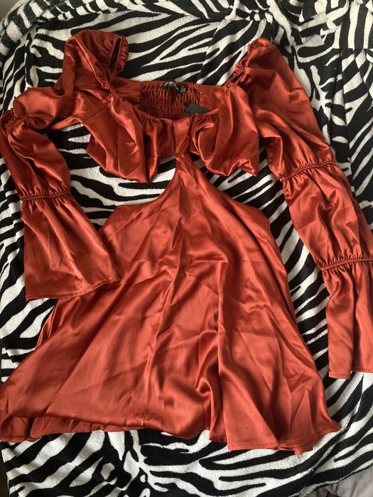 NOWA sukienka z wycięciami M