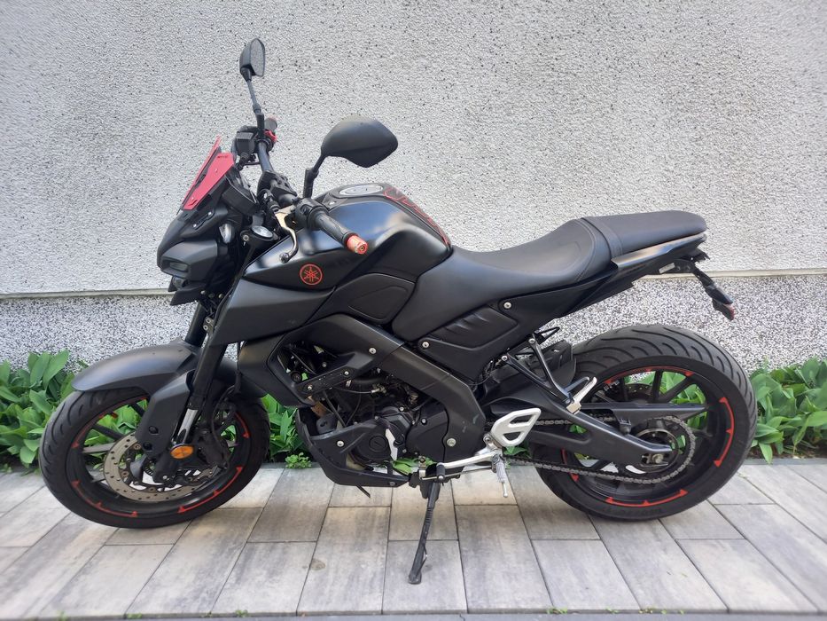 Yamaha MT 125 lift