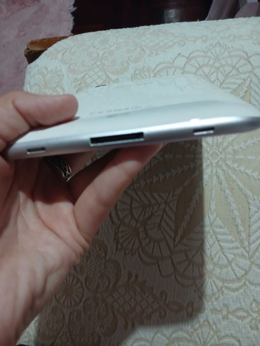 Vendo dois tablets