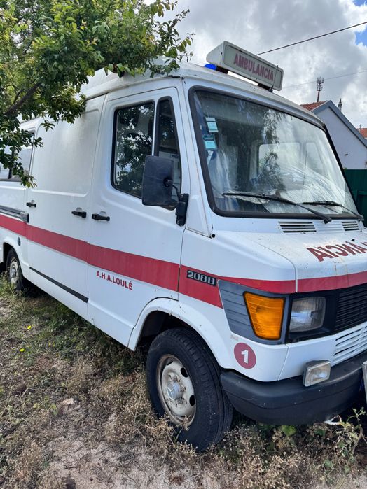 Mercedes-Benz 280 Van - 91