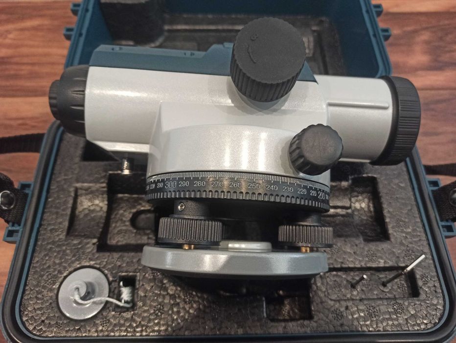 NOWY Niwelator optyczny Bosch GOL 32 G 120 m IP54 - GWARANCJA