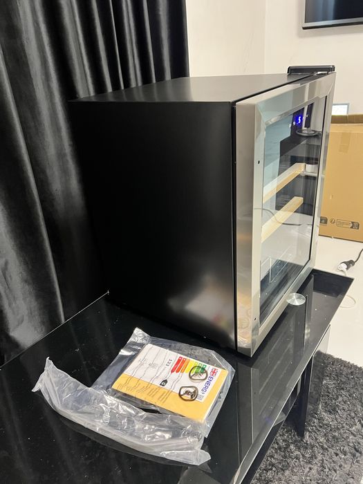 Холодильник винний з Німеччини KLARSTEIN Vinamour 16 Uno 10045887