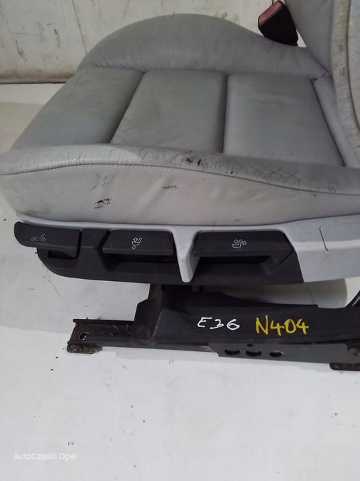 N404 Komplet Foteli  BMW E36 Cabrio
