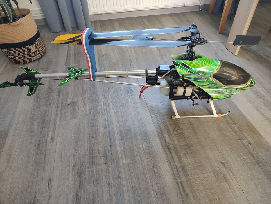 Helikopter Hirobo spalinowy