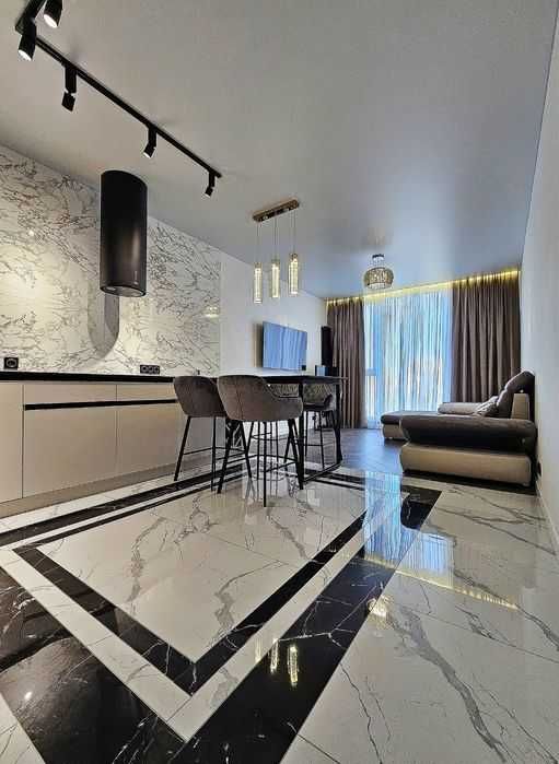 3 кімнатна квартира в ЖК "Лебединий" 1 хв від метро