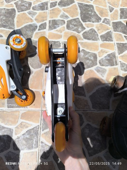 Patins de três rodas64172632149889122