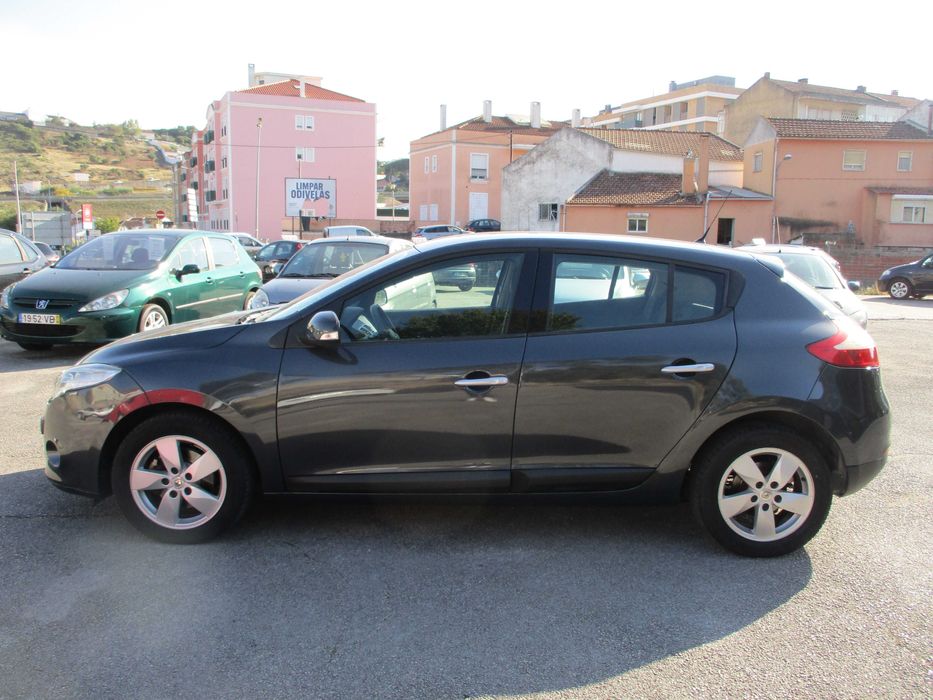 RENAULT MEGANE 1.5 DCI COM GARANTIA + REVISAO
