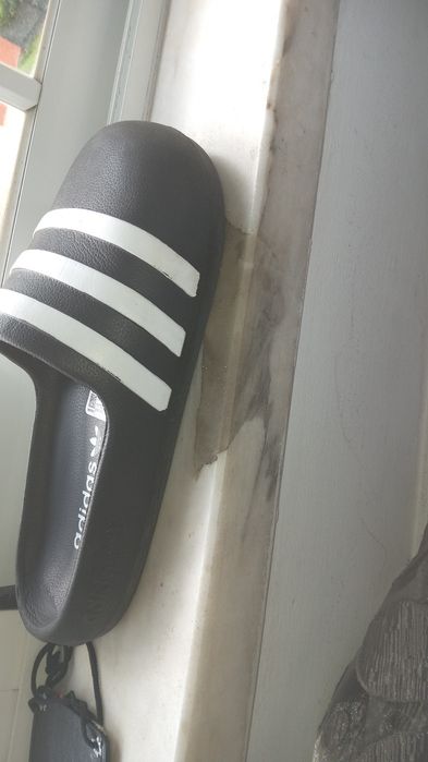 Vende-se Crocs da marca Adidas