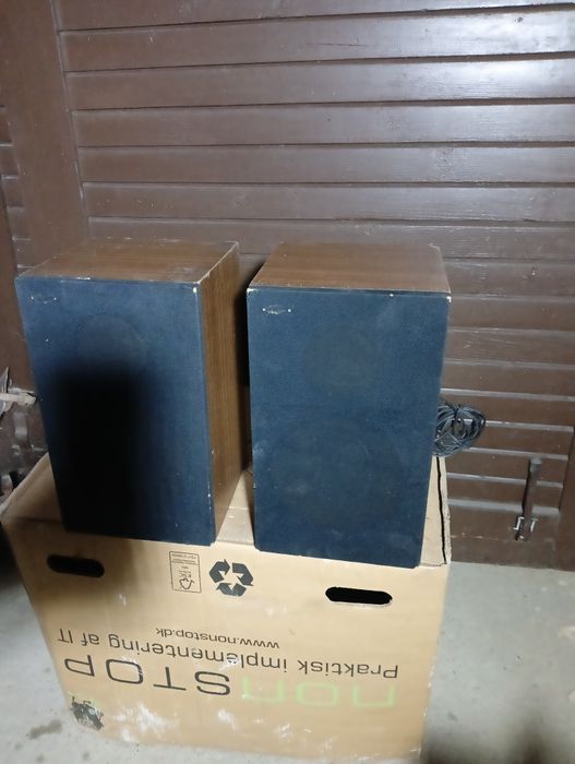 Kolumny UNITRA do renowacji