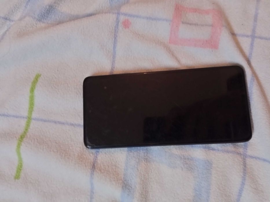 Poco x3 pro só com a bateria variada