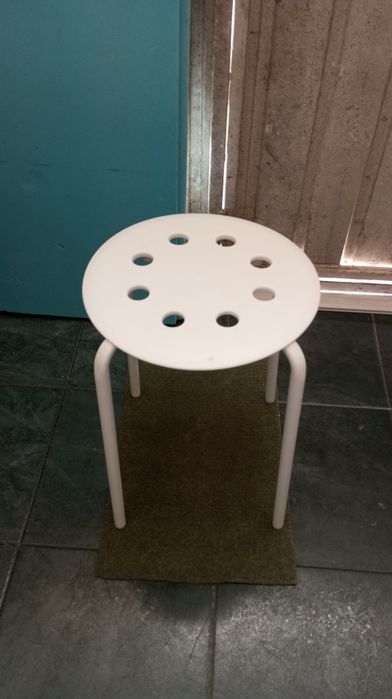 Banco branco IKEA