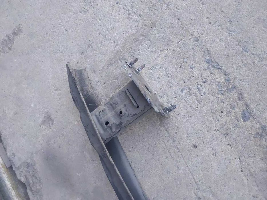 Підсилювач заднього бампера Mercedes  E220 W212 2012-2016 A2126102014