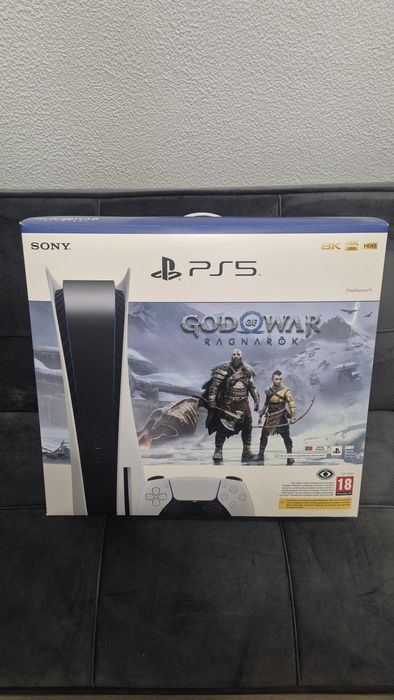 PS5 praticamente nova, muito pouco uso