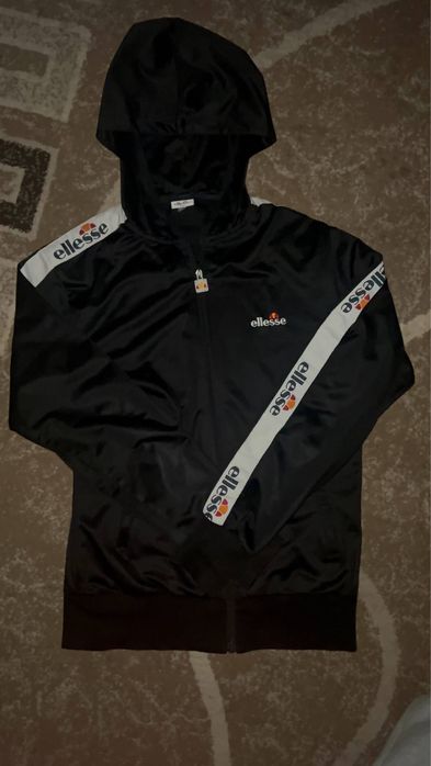 Зіпка  Ellesse