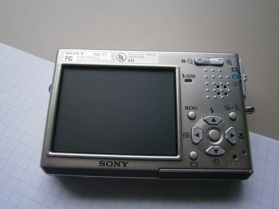 Camera fotográfica Sony DSC T1 para peças