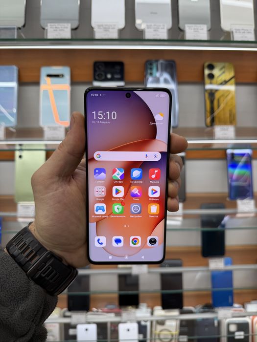 Xiaomi Redmi Note 13 Pro+ 5G 12/512Gb